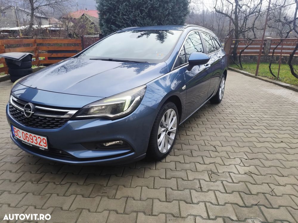 Opel Astra Sports Tourer 1.6 CDTI ECOTEC Start/Stop Active - 2