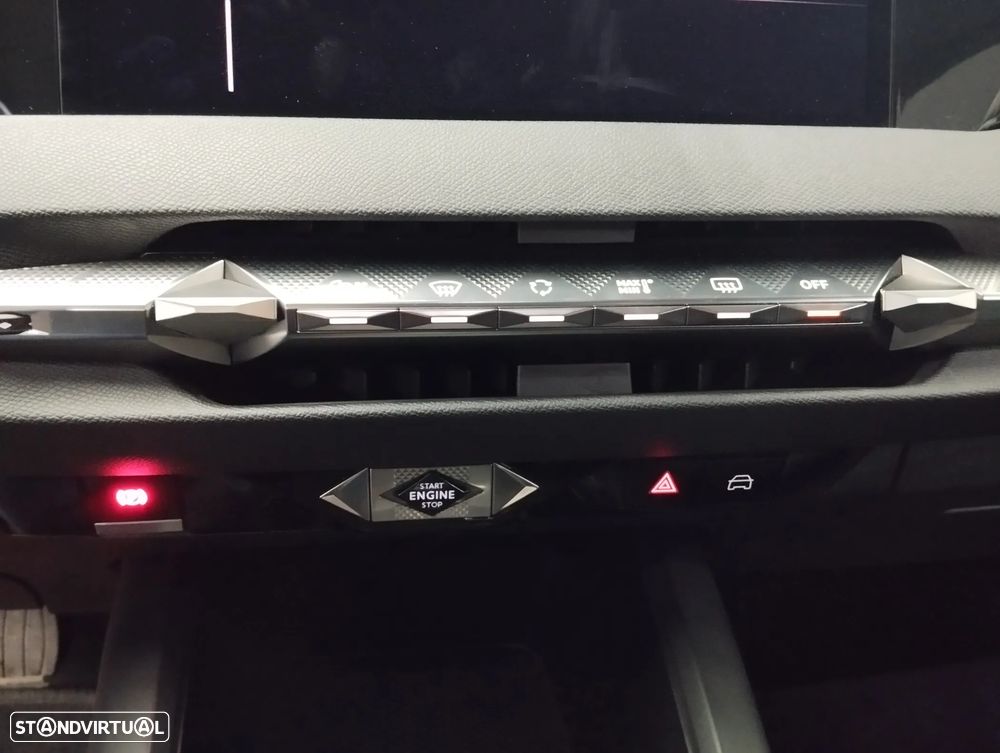 DS DS4 1.5 BlueHDi Bastille EAT8 - 29