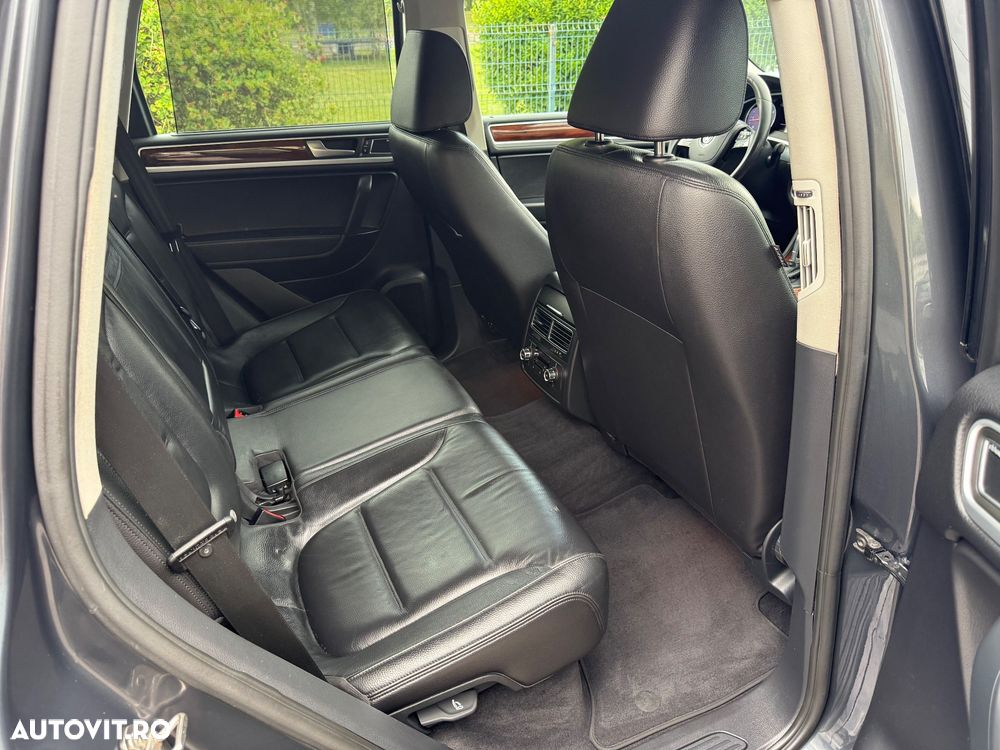 Volkswagen Touareg - 7