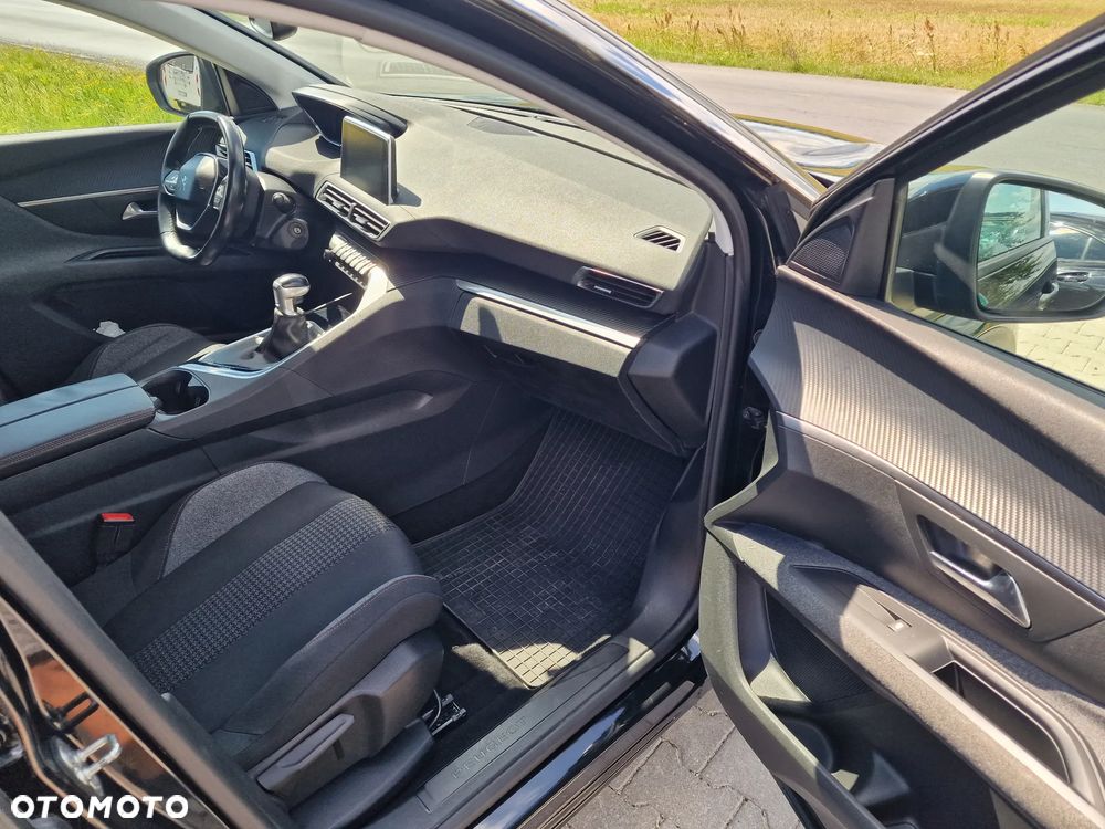 Peugeot 5008 1.5 BlueHDI Active S&S - 25