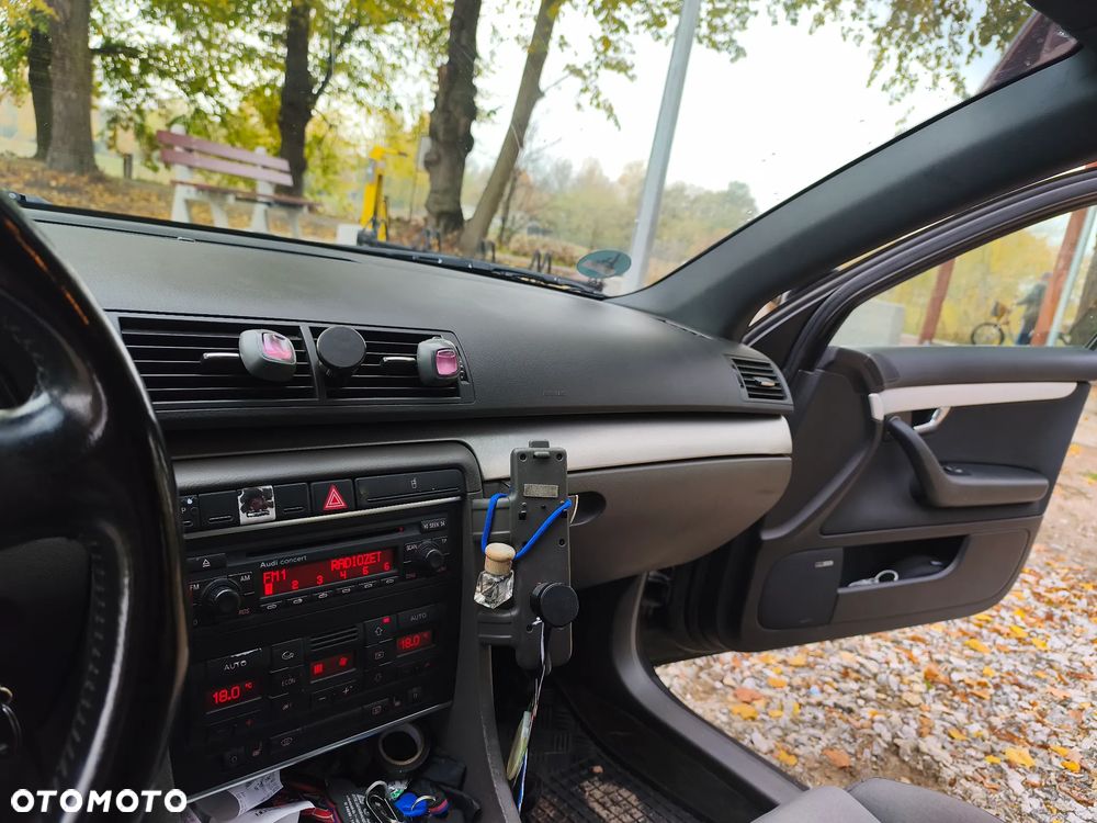 Audi A4 Avant - 9