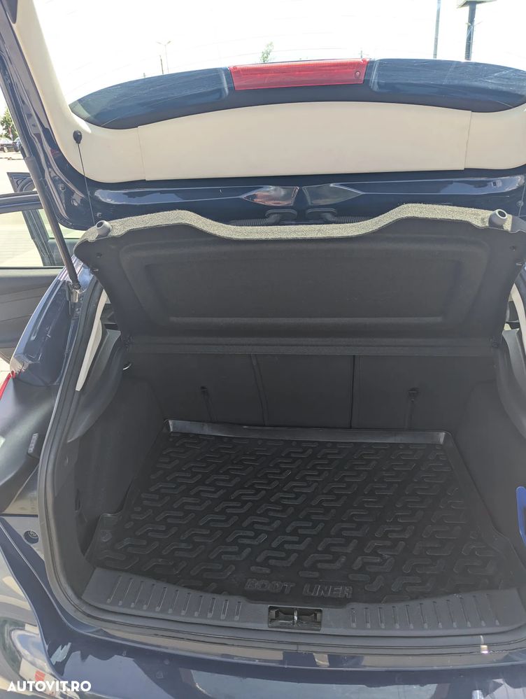 Ford Focus 1.0 EcoBoost Trend - 8