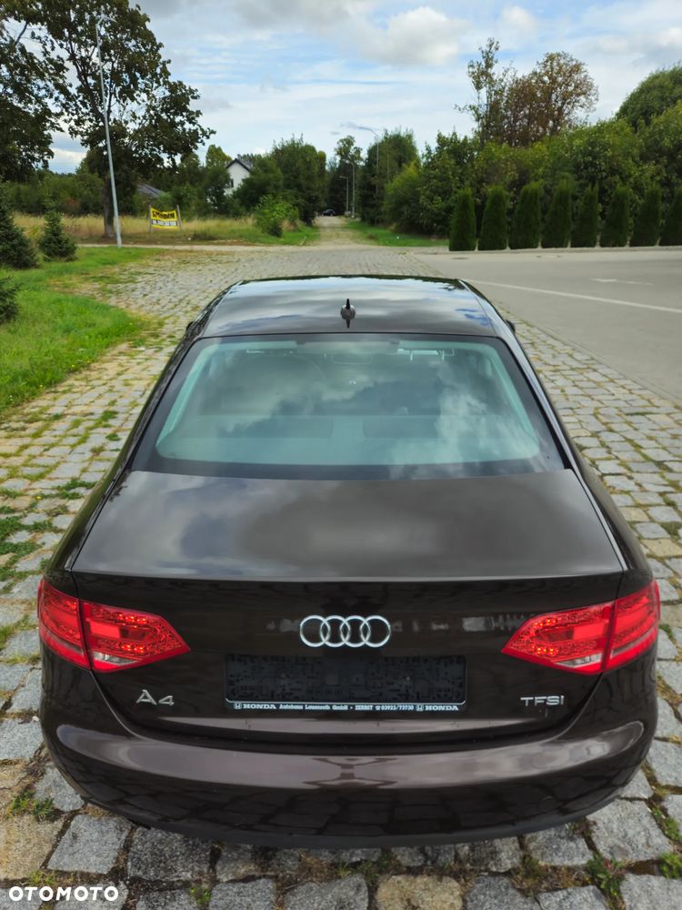 Audi A4 Limousine - 32