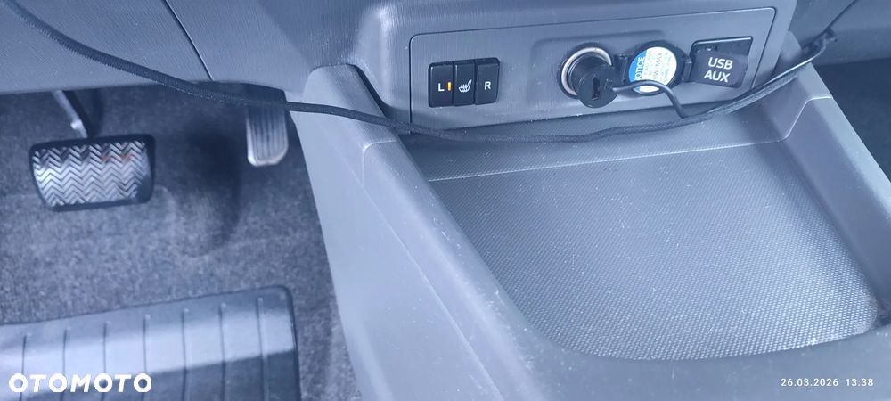 Toyota Prius+ (Hybrid) - 20