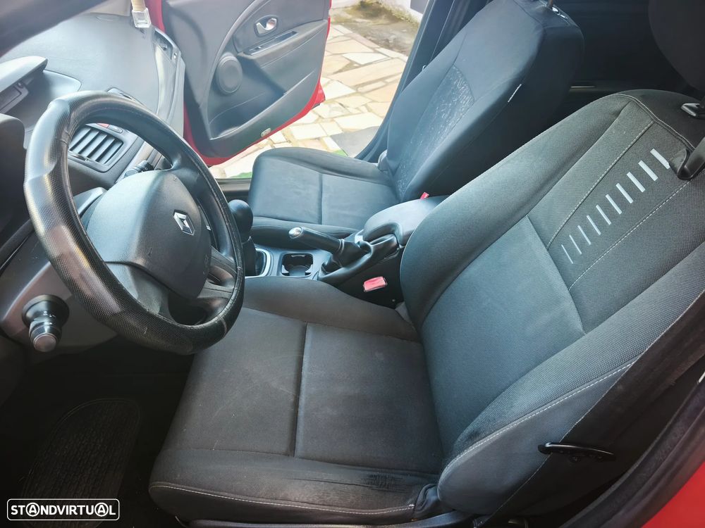 Renault Mégane Sport Tourer 1.5 dCi Dynamique - 12