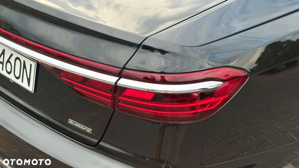 2022 Audi A8, photograph 8