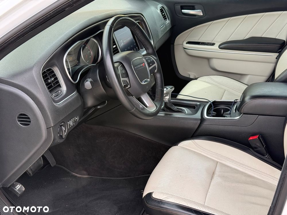 Dodge Charger Automatik Rally - 17