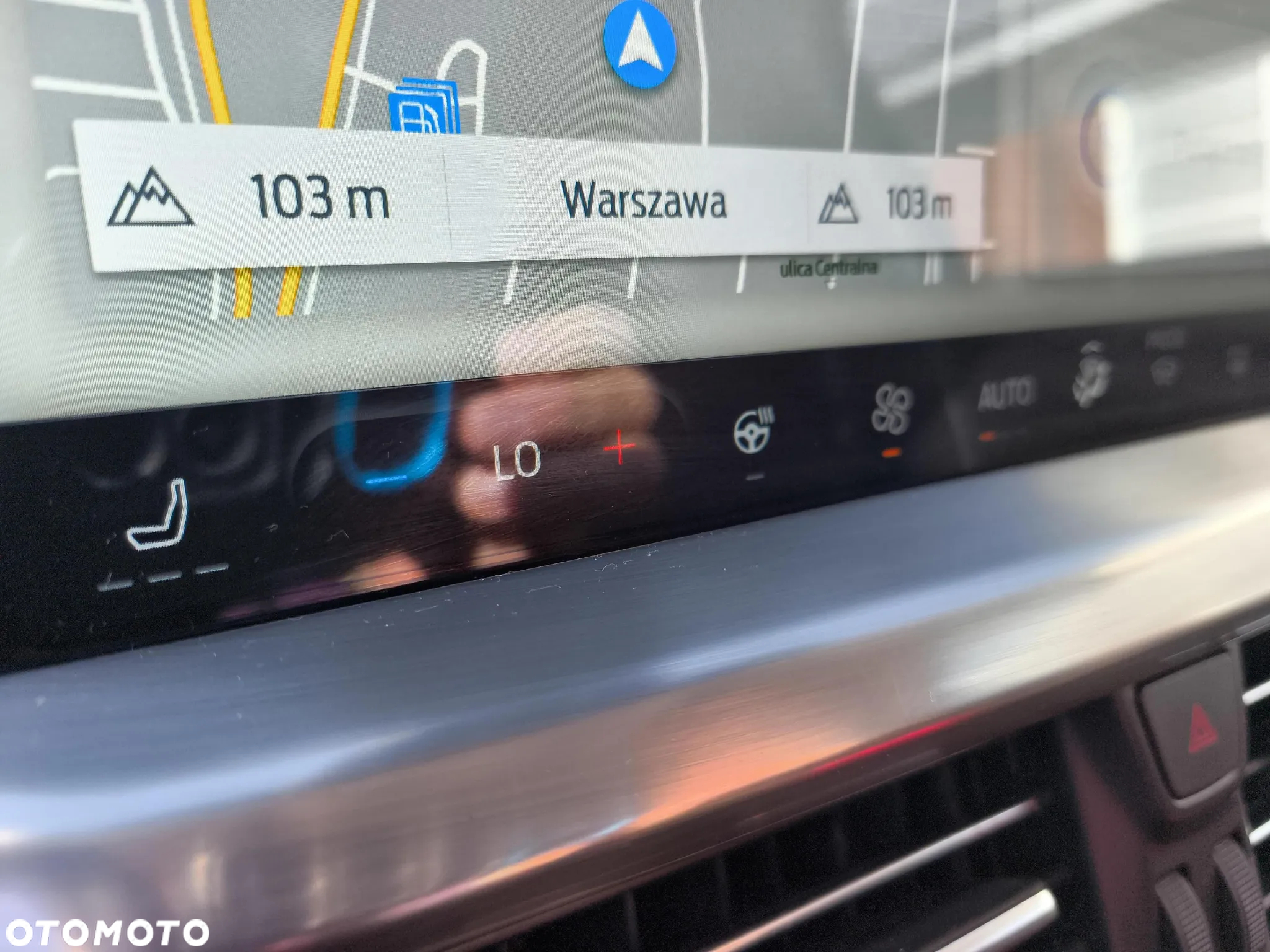 Ford Focus 1.0 EcoBoost Titanium X - 28