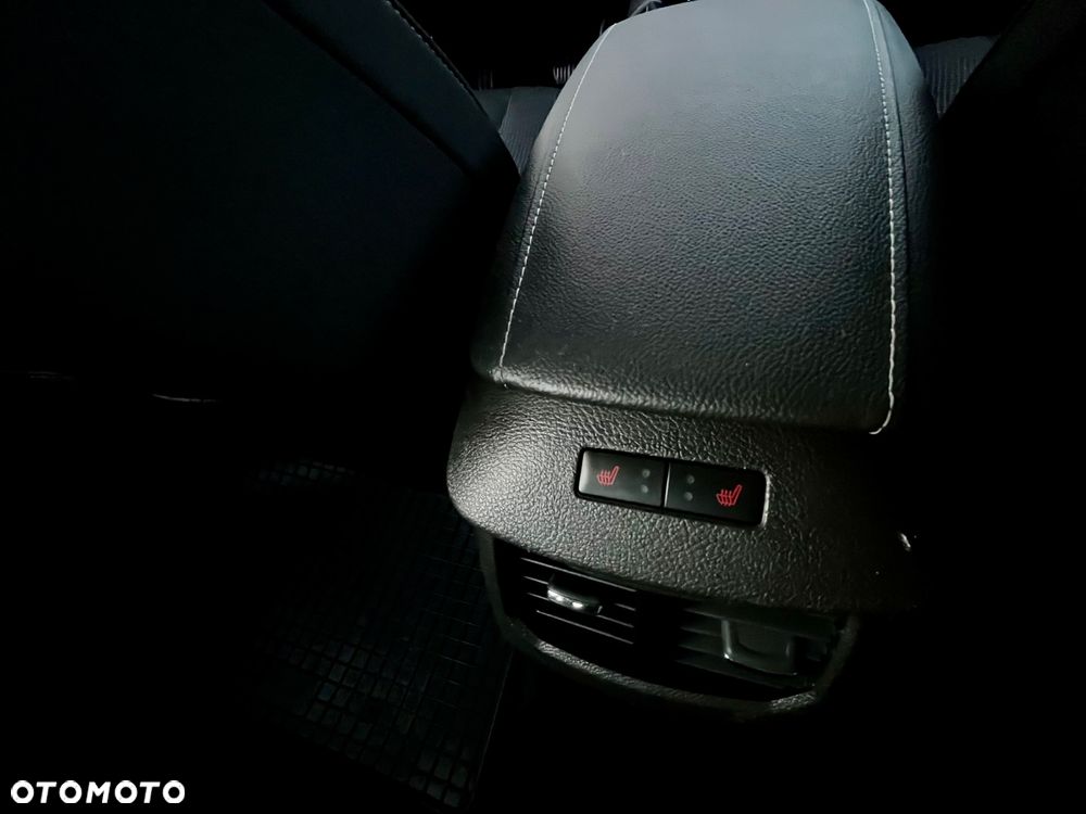 Ford Mondeo 2.0 EcoBlue Titanium - 14