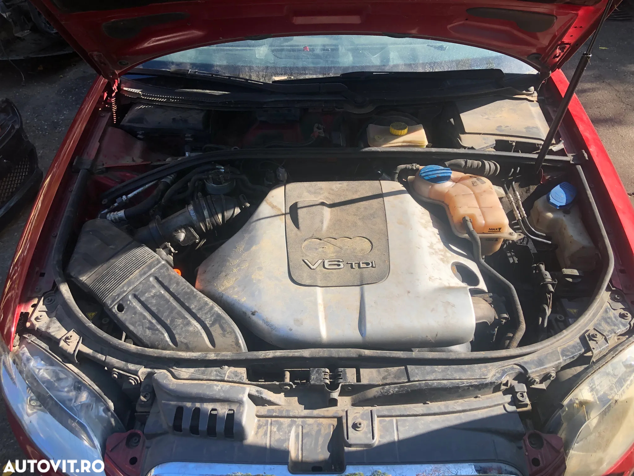 Dezmembrez Audi A4 B7 break visiniu 2.5 TDI 2006 - 3