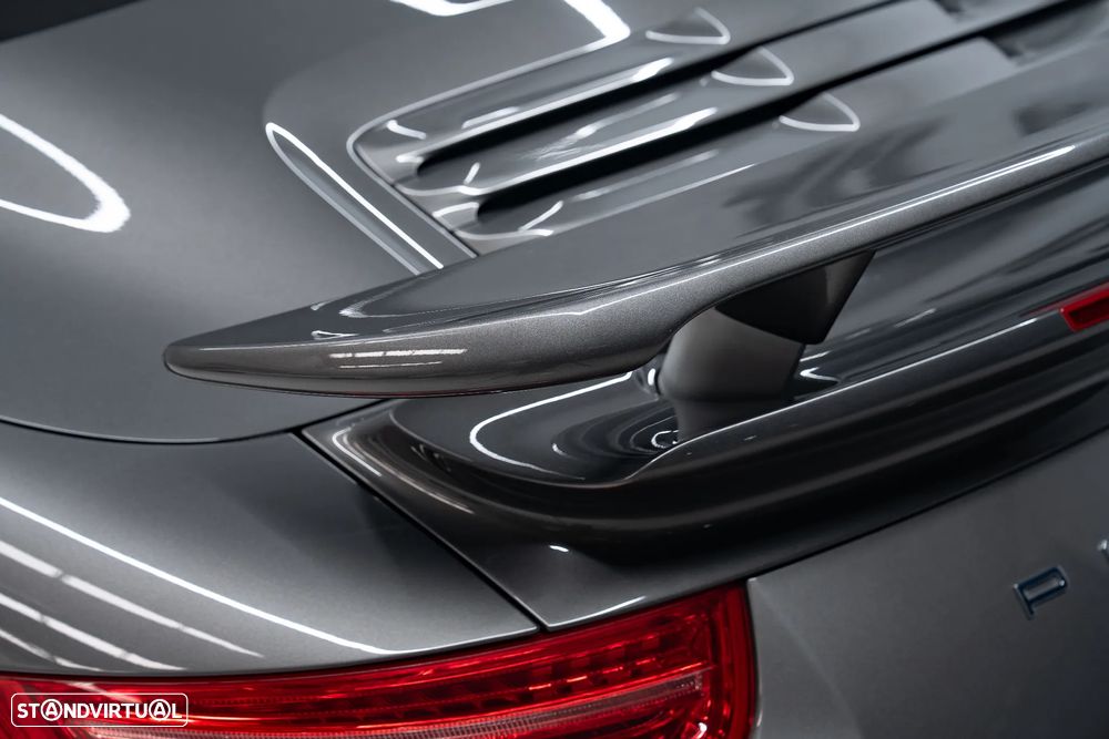 Porsche 911 (991) Turbo S Cabriolet - 18