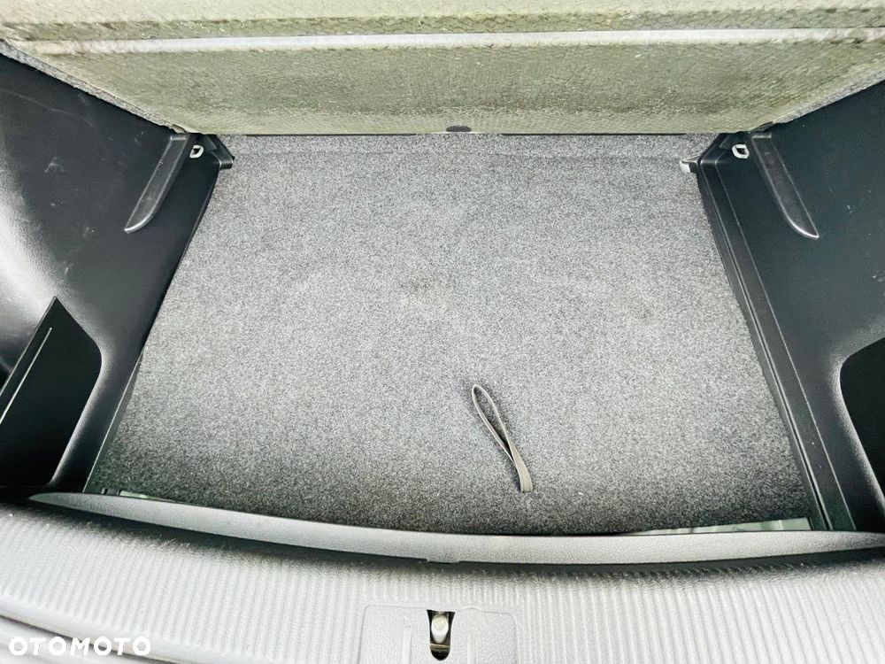 Volkswagen Golf Plus 1.6 Team - 16
