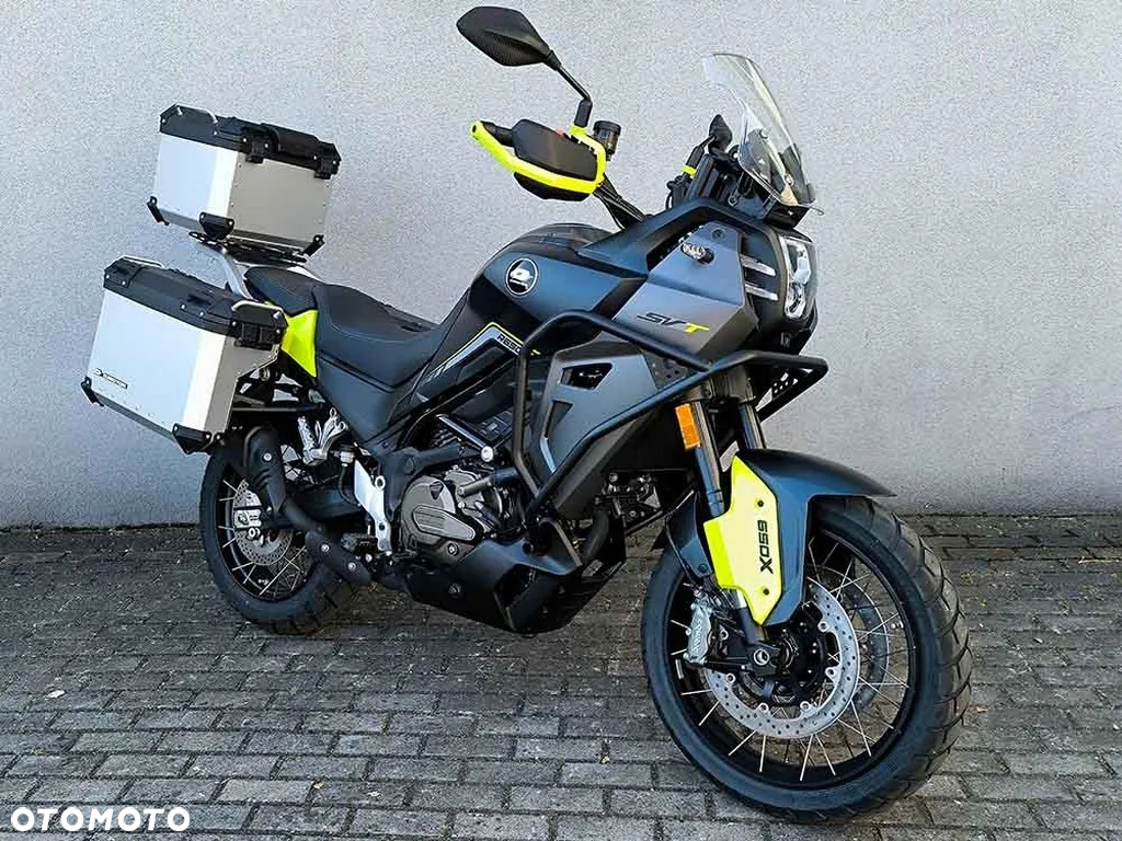 QJMOTOR SVT 650X - 6