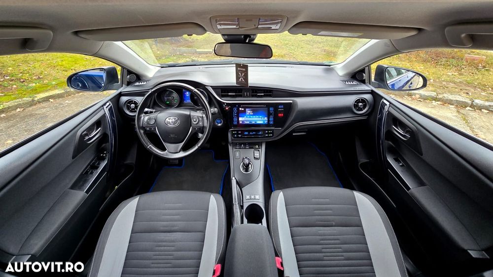 Toyota Auris 1.8 VVT-i Hybrid Automatik Edition S+ - 5