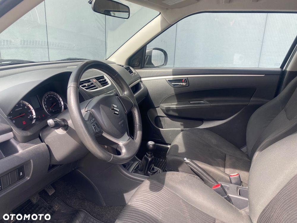 Suzuki Swift 1.2 Club - 8