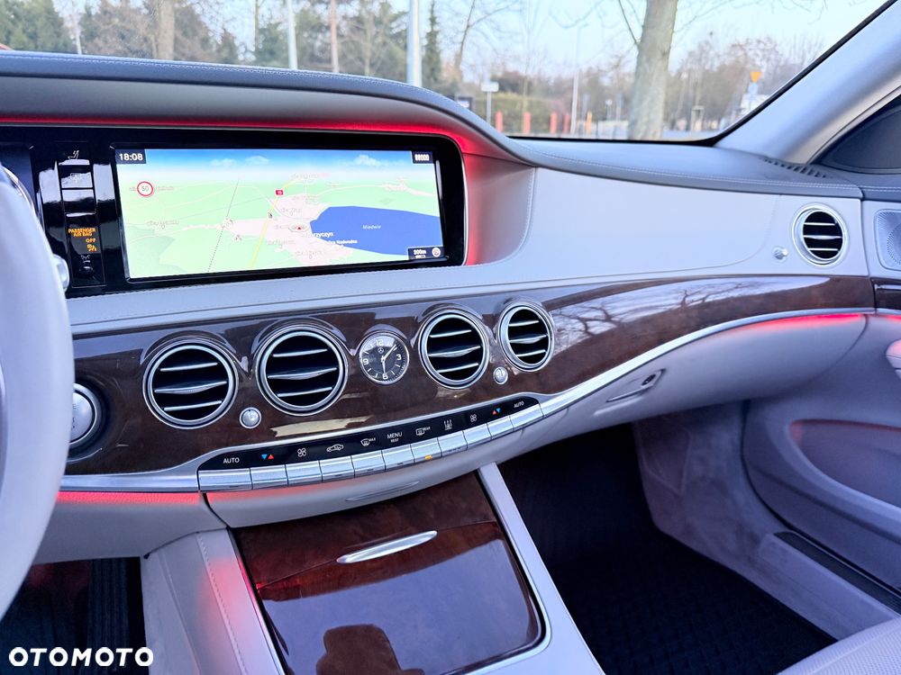 Mercedes-Benz Klasa S 500 L 4Matic 9G-TRONIC - 39