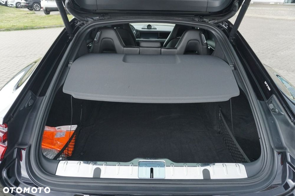 Porsche Panamera 4 - 11