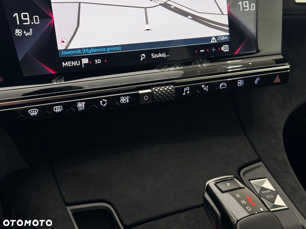 DS Automobiles DS 7 Crossback - 23