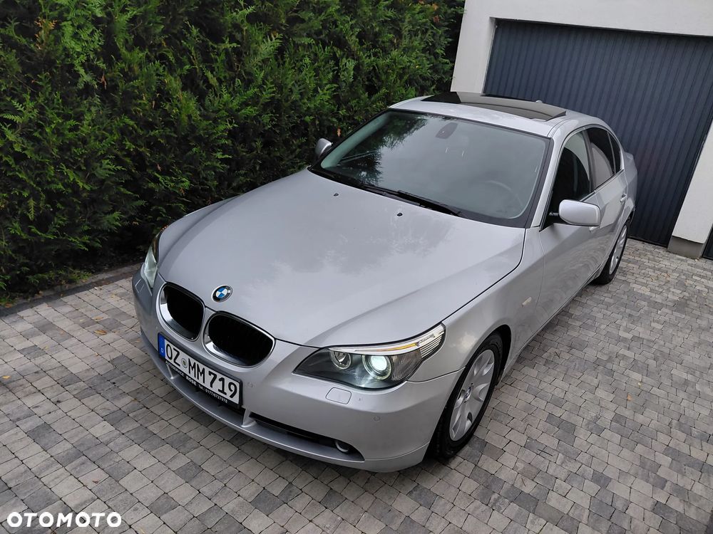 BMW Seria 5 520i - 27