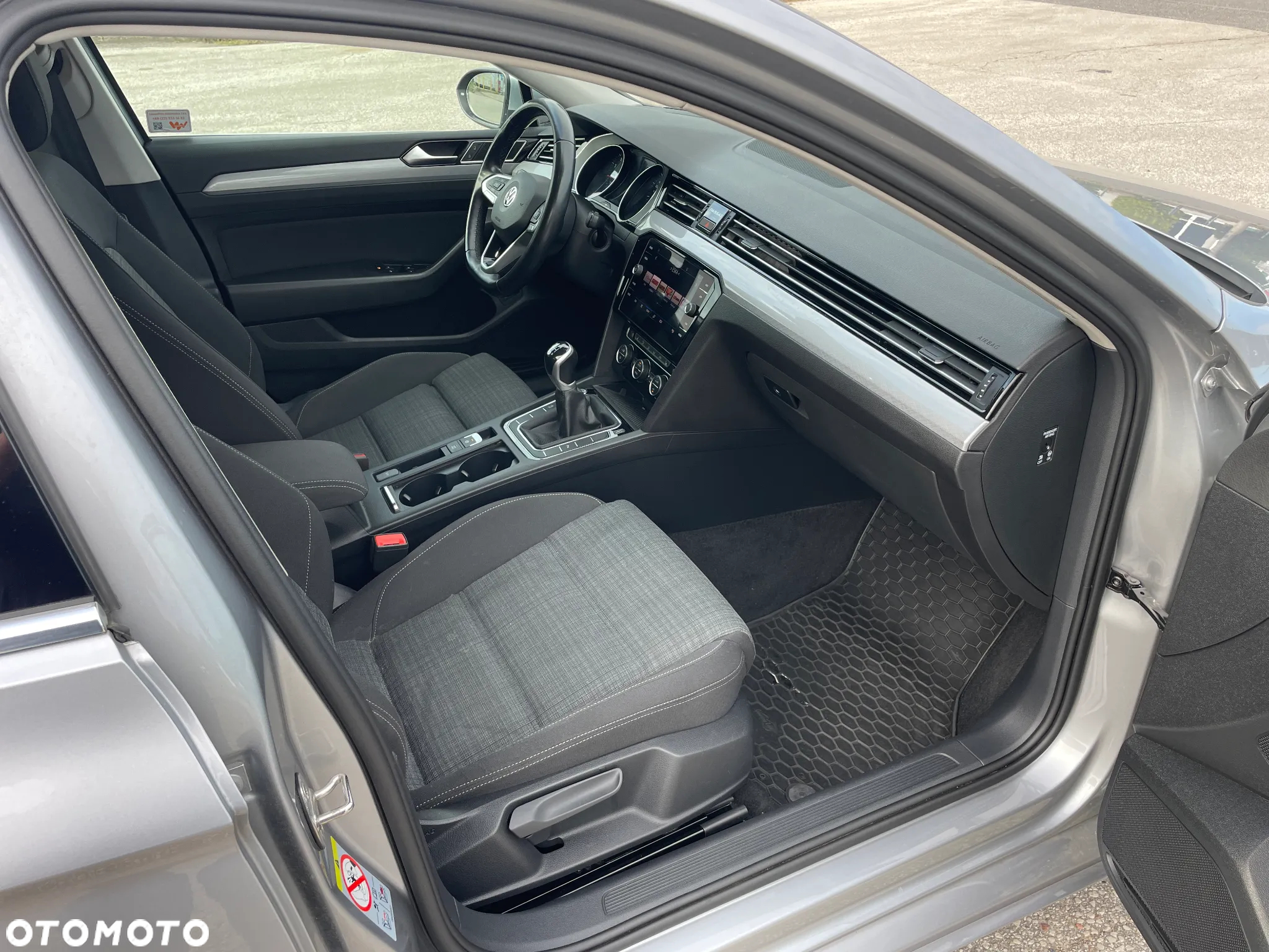 Volkswagen Passat 1.5 TSI EVO Business - 8