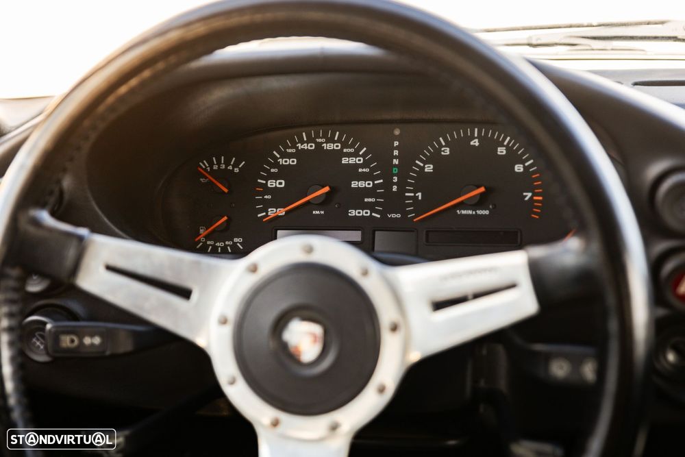 Porsche 928 S4 - 13