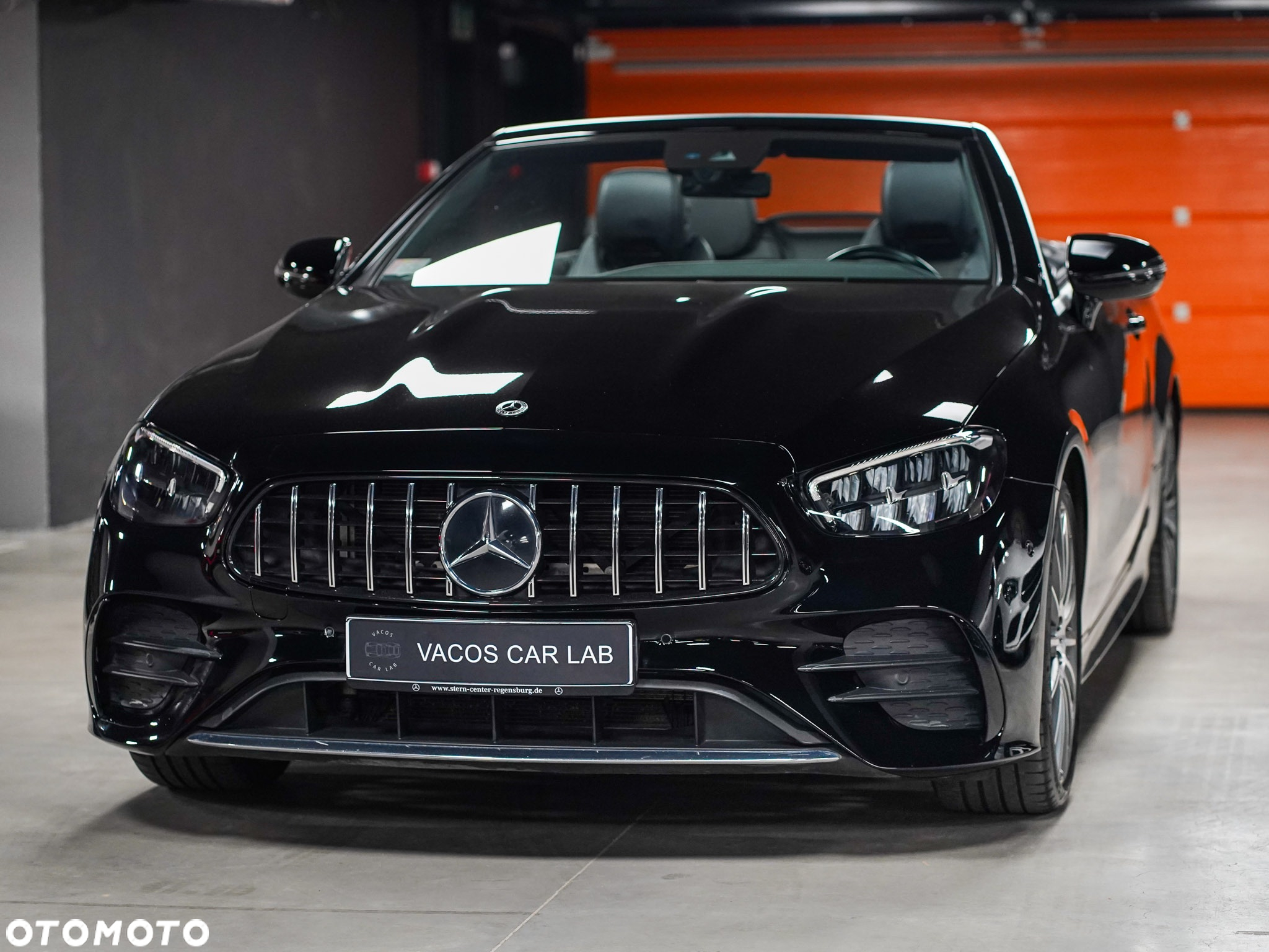 Mercedes-Benz Klasa E 200 Kabriolet 4-Matic 9G-TRONIC - 15