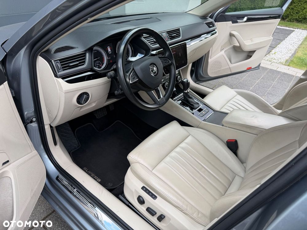 Skoda Superb 2.0 TDI DSG L&K - 19