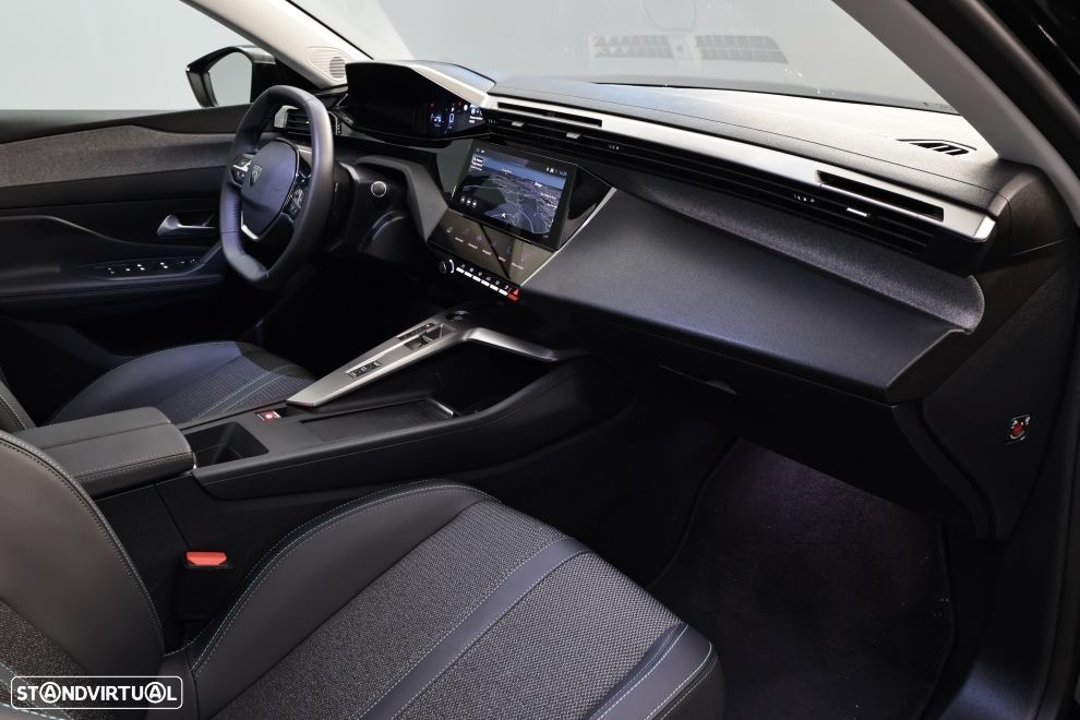 Peugeot 308 SW 1.2 Hybrid Allure e-DCS6 - 22