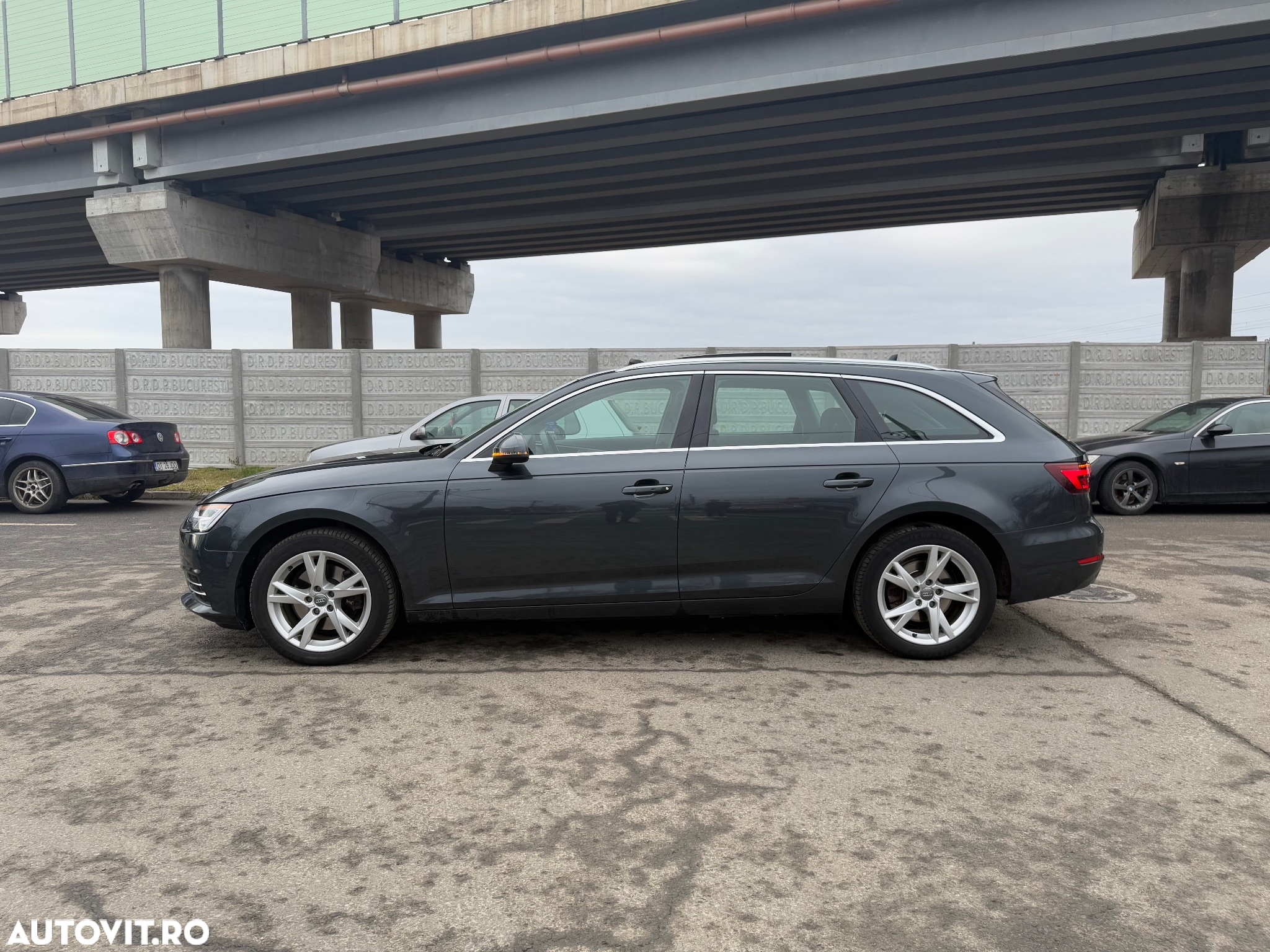 Audi A4 Avant 2.0 TDI ultra S tronic Design - 13
