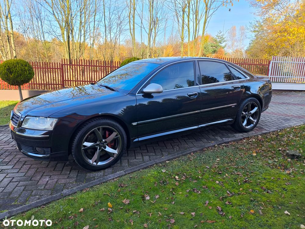 Audi A8 - 2