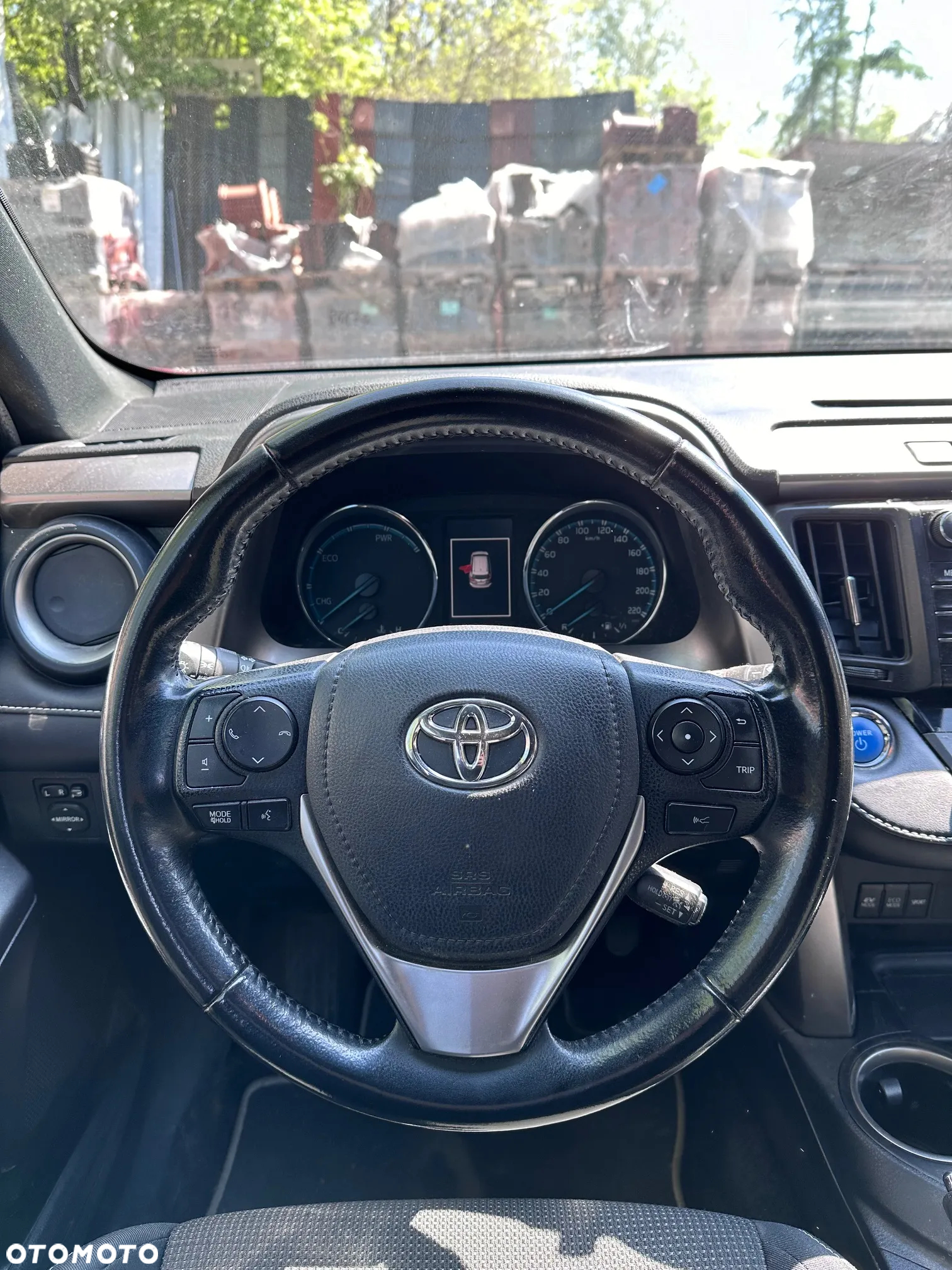 Toyota RAV4 - 5