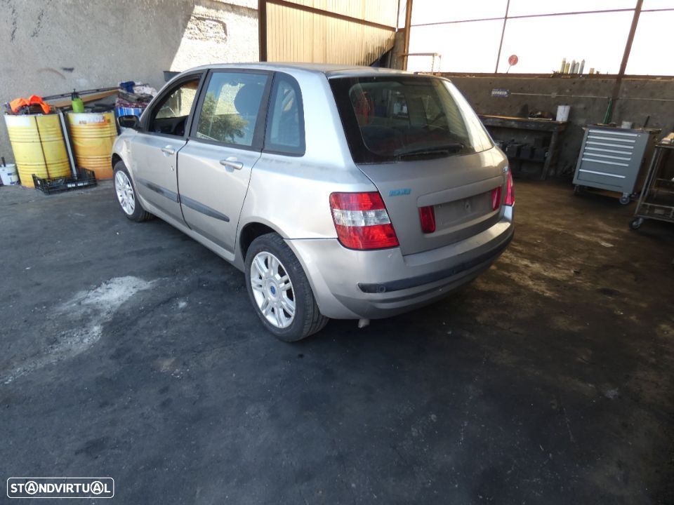 Fiat Stilo 2000 a 2003 - 1