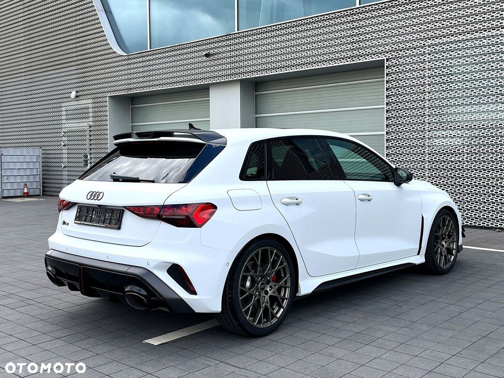 Audi RS3 Sportback TFSI Quattro S tronic - 11