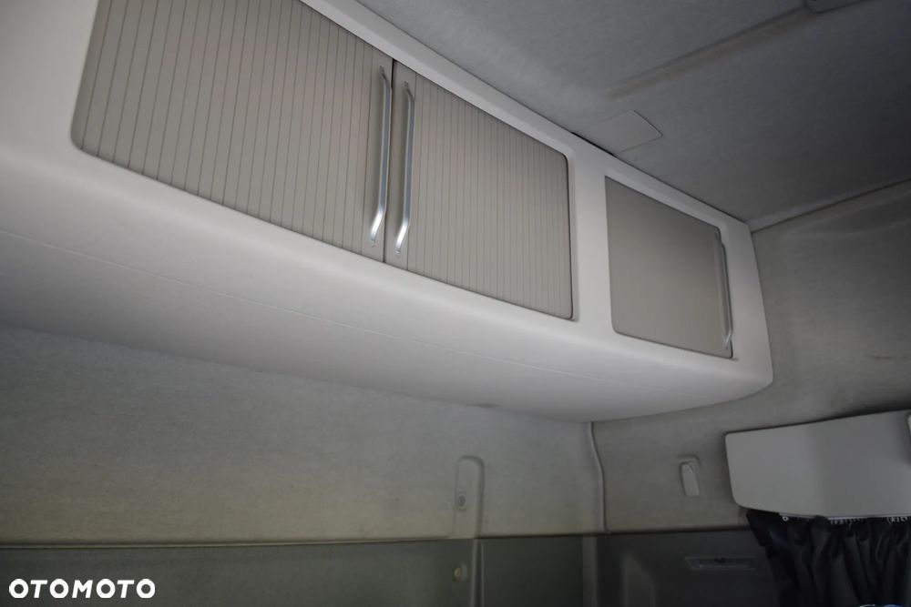Volvo FH500 / EURO 6 / NOWY MODEL / KLIMATYZACJA POSTOJOWA / ACC / LEDY / 2 ZBIORNIKI PALIWA / FULL SPILERY / 2022 / SERWISOWANY / SPROWADZONY - 34