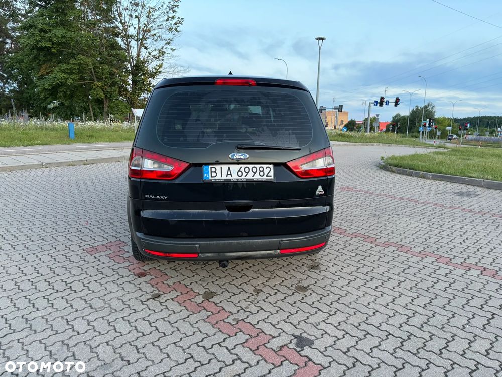 Ford Galaxy - 4