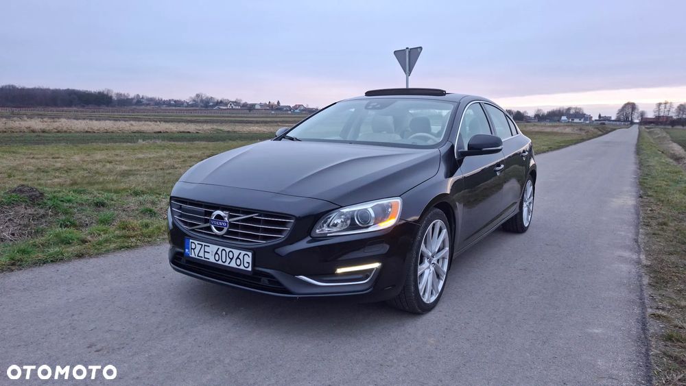 Volvo S60 - 2