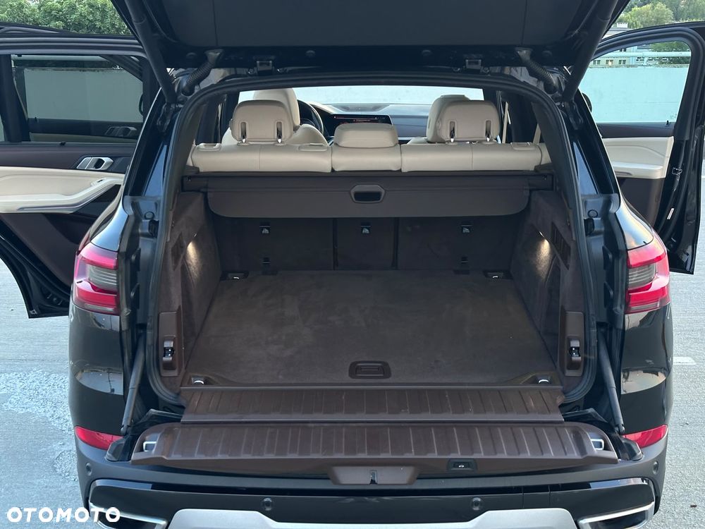 BMW X5 xDrive40i - 21