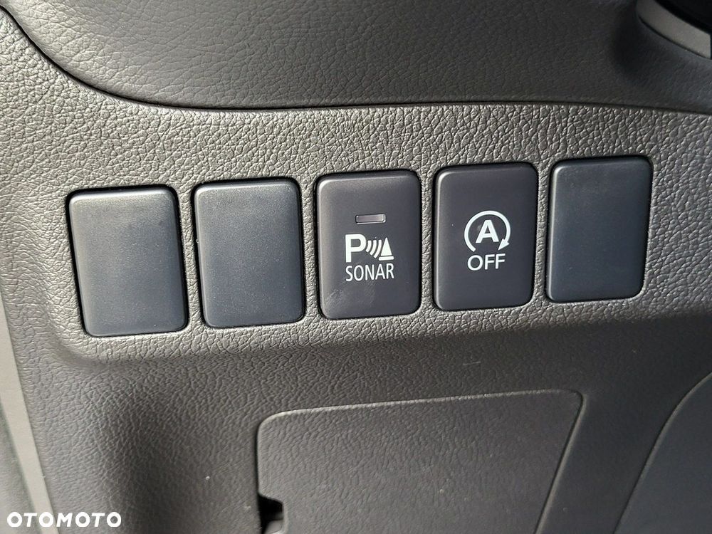 Mitsubishi Outlander - 30