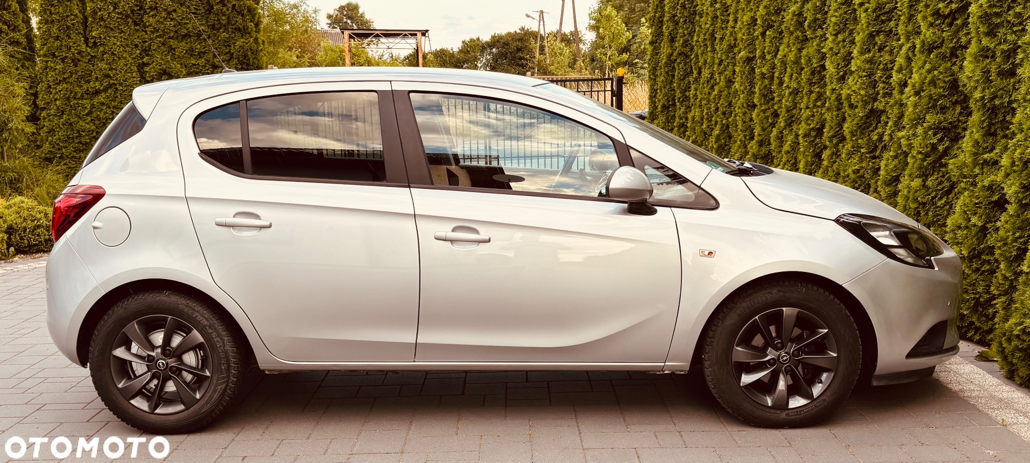 Opel Corsa 1.4 120 Jahre - 16