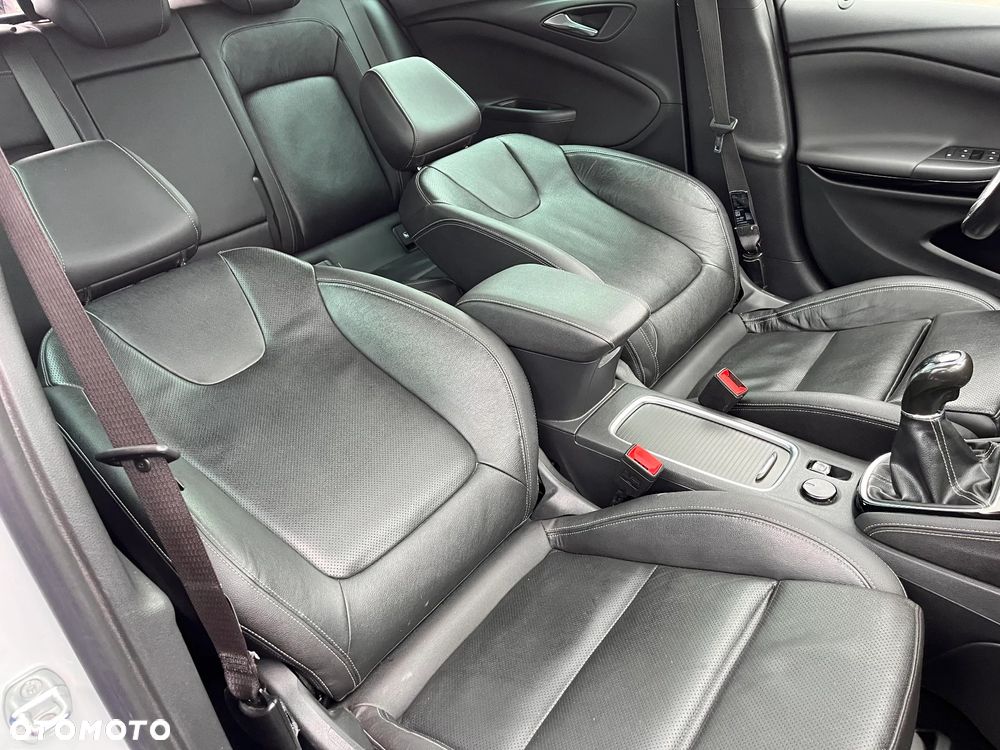 Opel Astra IV 1.6 CDTI Sport - 8