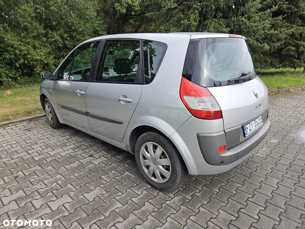 Renault Scenic - 5