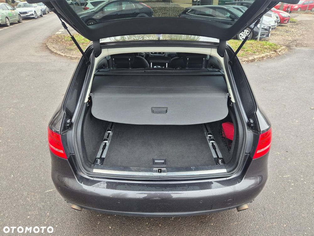 Audi A4 Avant 2.0 TDI DPF multitronic S line Sportpaket - 14