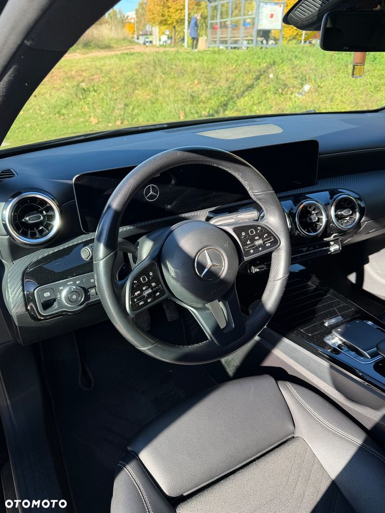 Mercedes-Benz Klasa A 180 7G-DCT Edition 19 - 7