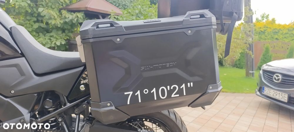 Suzuki V-STROM - 35