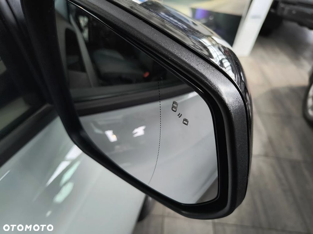 Ford Transit Courier - 24