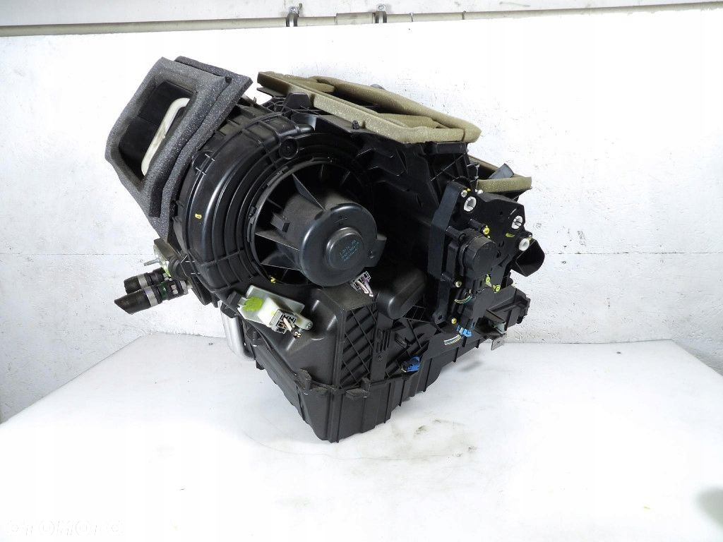 FORD C-MAX II MK2 1.0EBOOST NAGRZEWNICA AV6N-19B555-TD - 4