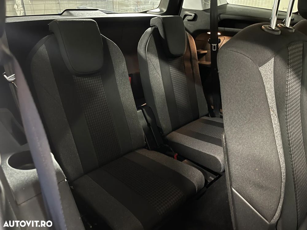 Peugeot 5008 1.2L PureTech EAT8 S&S Active Pack - 12