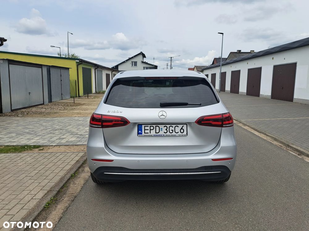Mercedes-Benz Klasa B 180 d 8G-DCT Progressive - 6