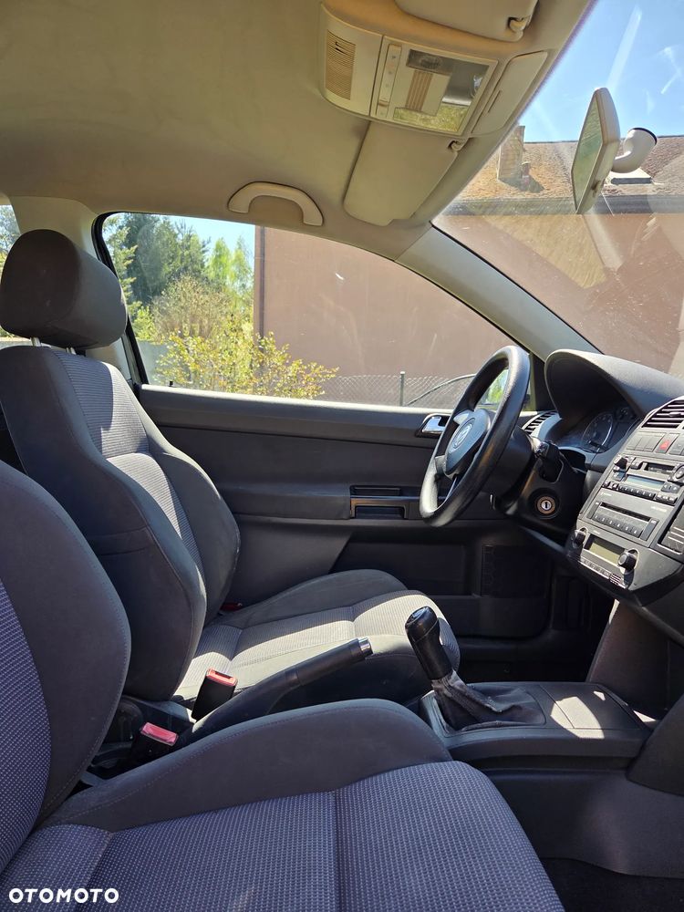 Volkswagen Polo 1.4 FSI Comfortline - 13