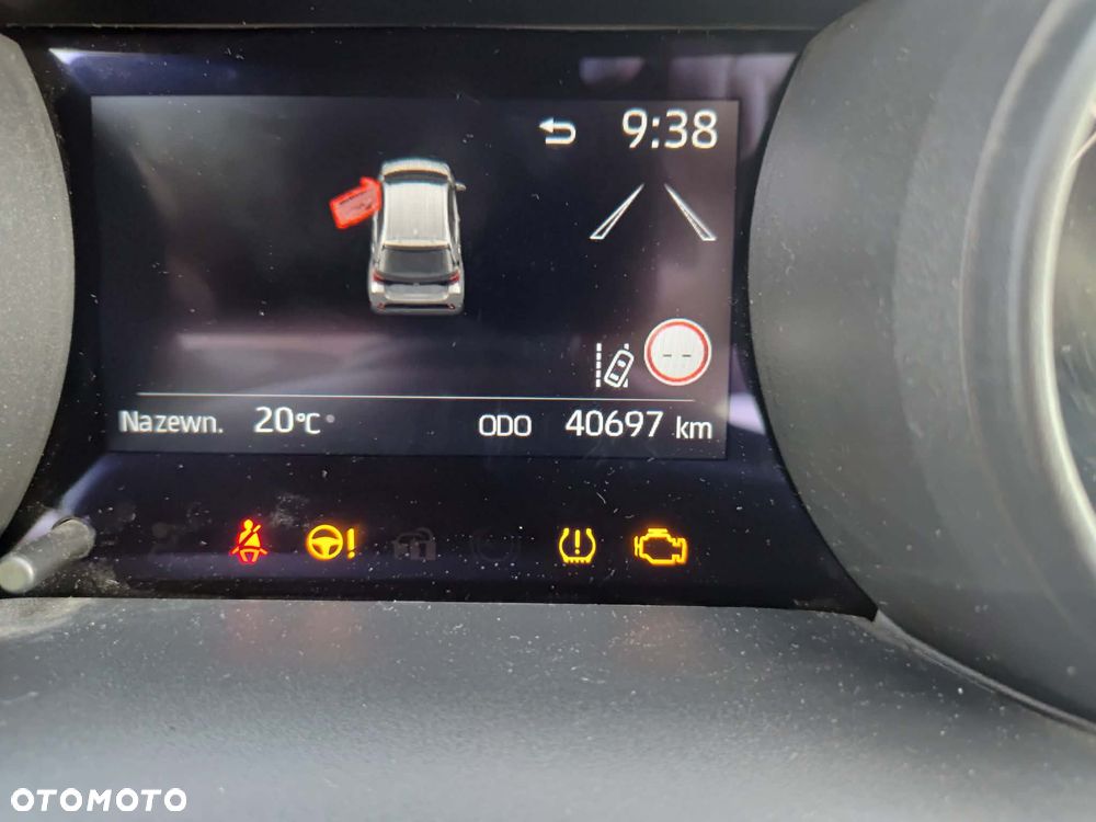 Toyota Yaris - 10